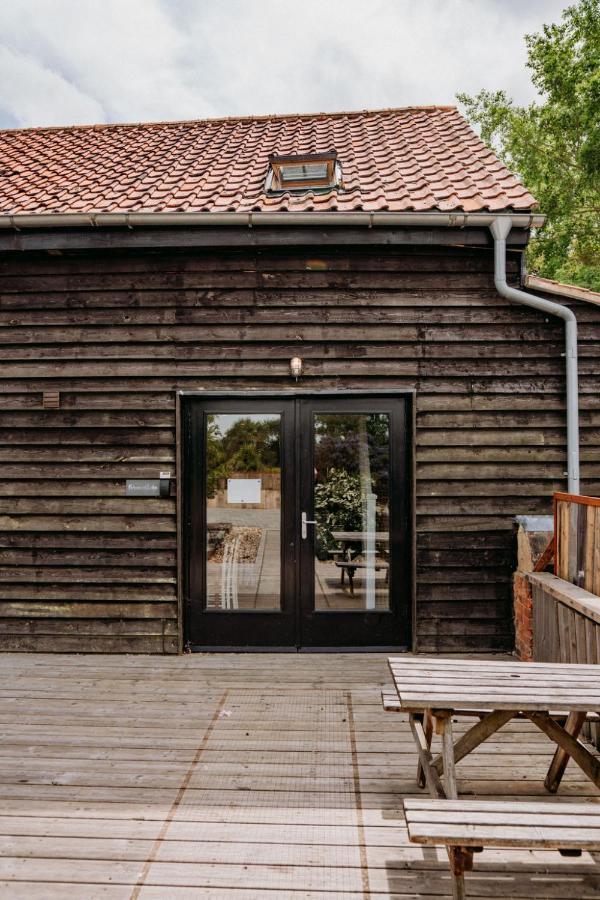 Creeksea Place Barns Burnham-on-Crouch 외부 사진